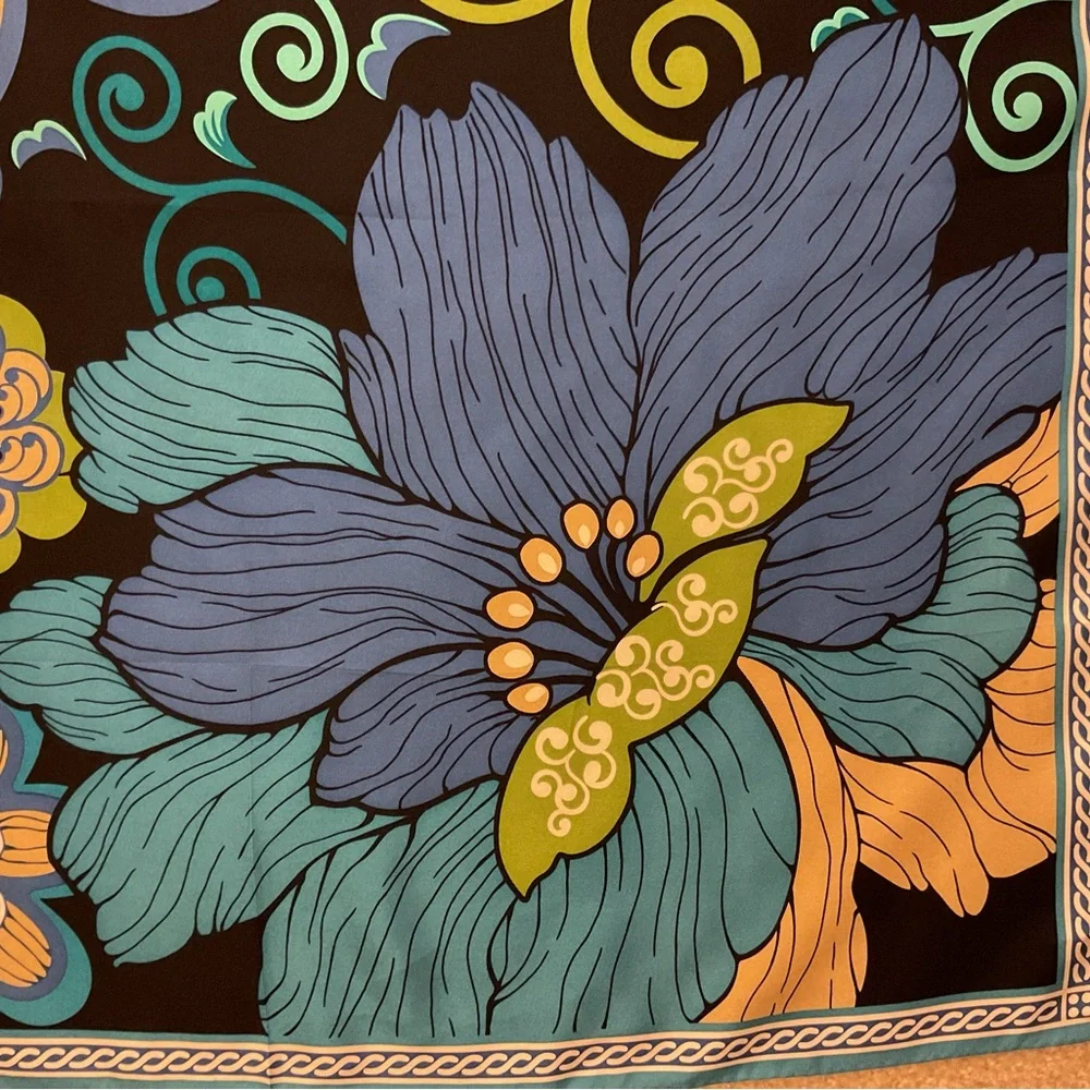 Vera Bradley 100% Silk Mod Floral Blue 27” Square